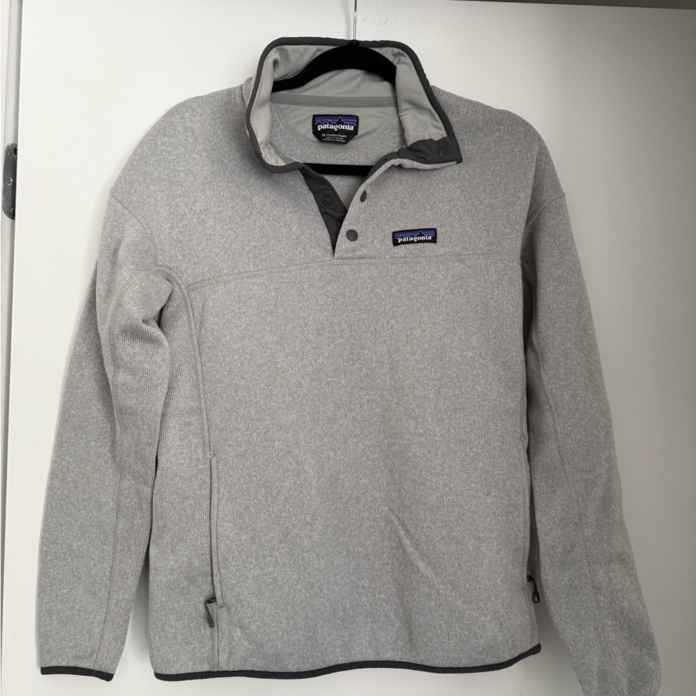 Patagonia Light Gray Women's Fleece Jacket